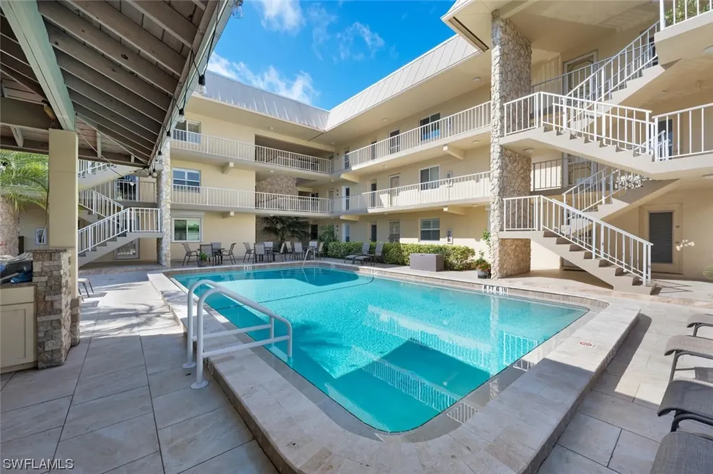 333 4th Avenue S Naples FL 34102