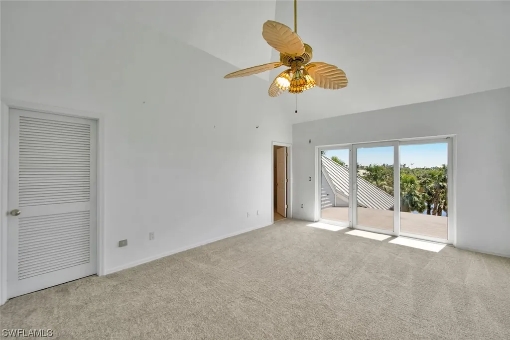 663 E Rocks Drive Sanibel FL 33957