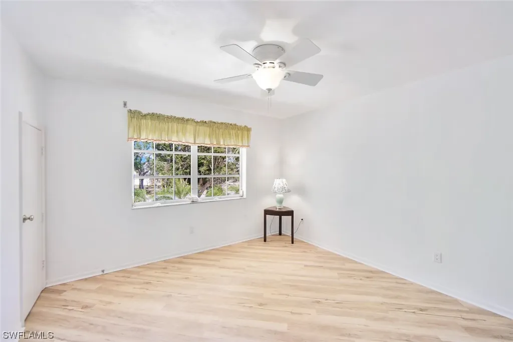663 E Rocks Drive Sanibel FL 33957