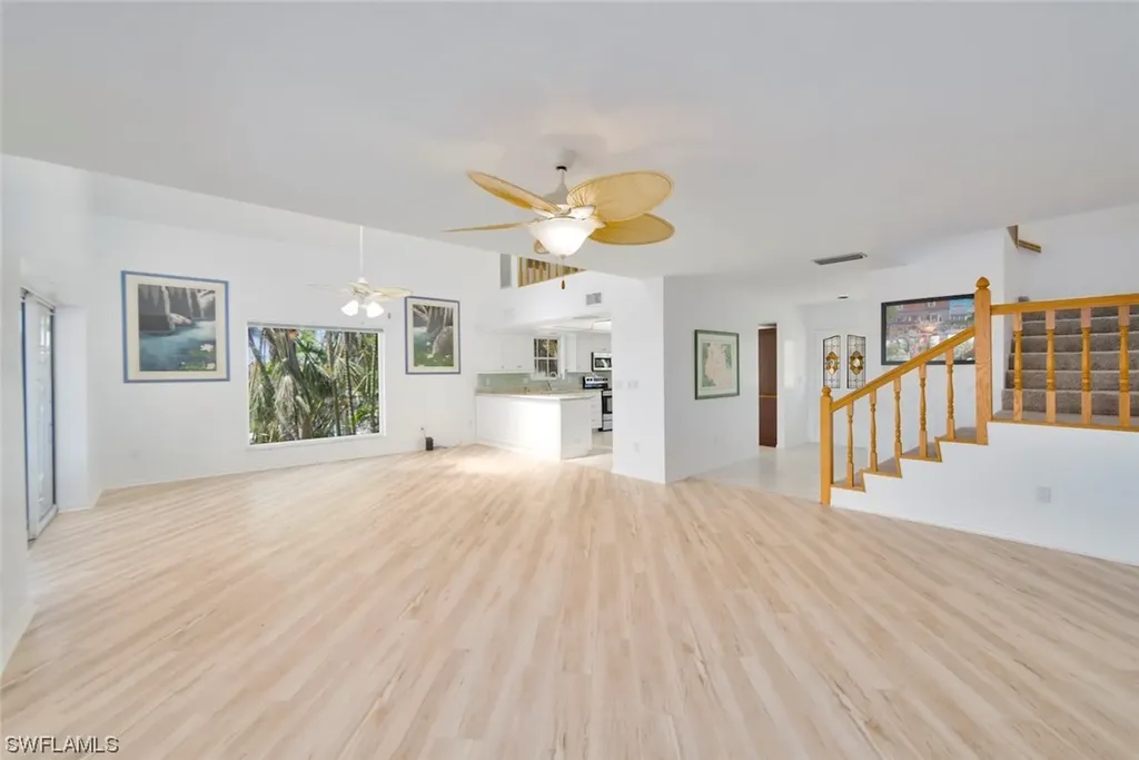 663 E Rocks Drive Sanibel FL 33957