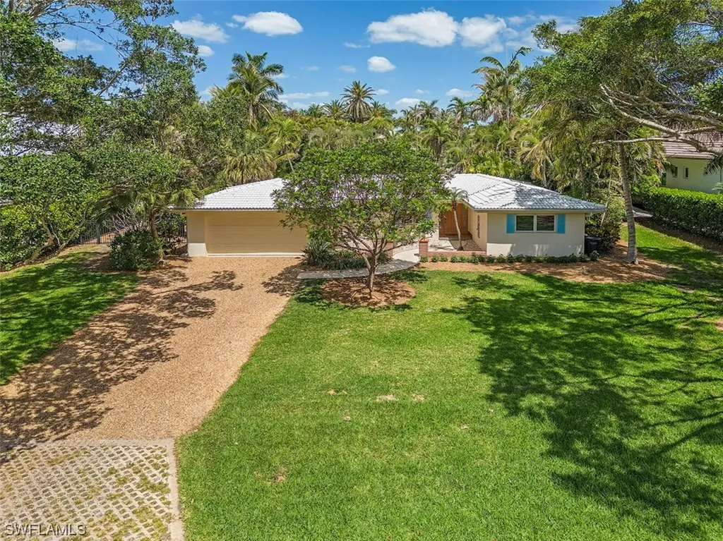 531 Springline Drive Naples FL 34102