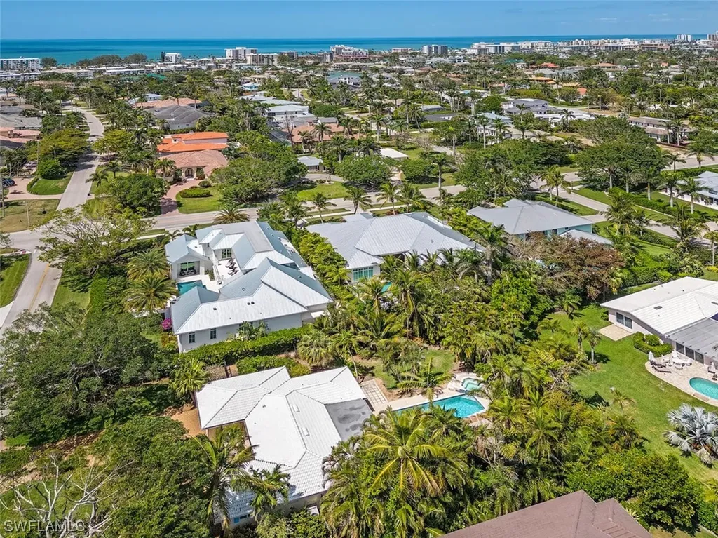 531 Springline Drive Naples FL 34102