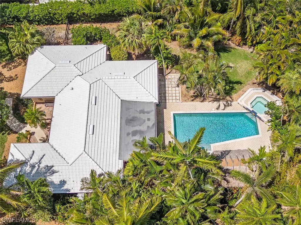 531 Springline Drive Naples FL 34102