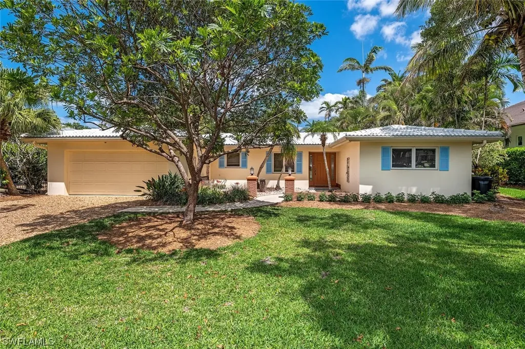 531 Springline Drive Naples FL 34102