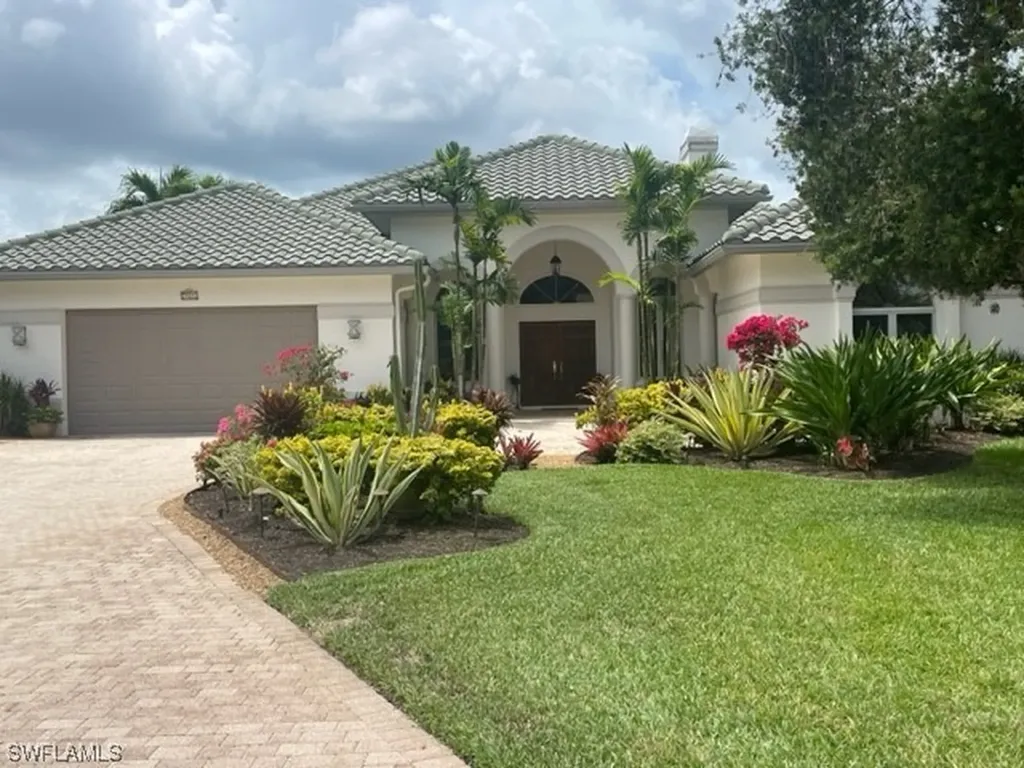 543 Eagle Creek Drive Naples FL 34113