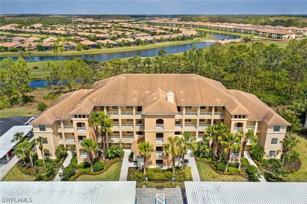 Fort Myers FL, 10760 Palazzo Way, Unit 302
