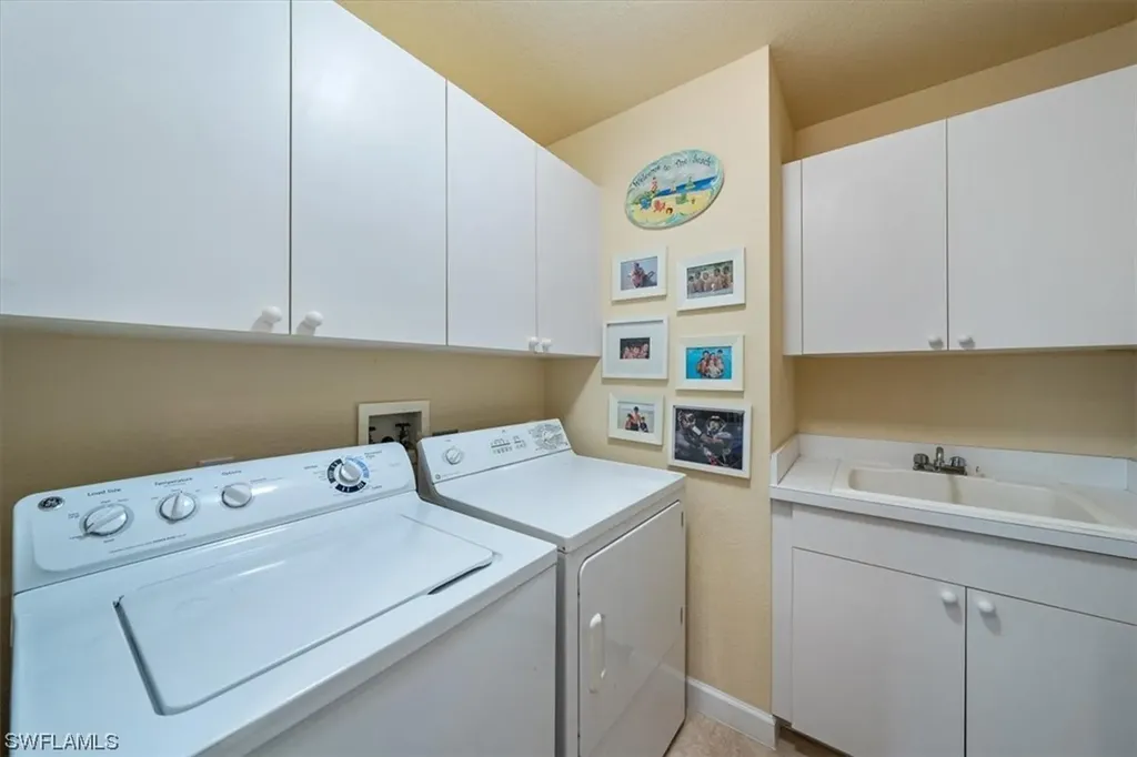 2402 Ravenna Boulevard Naples FL 34109