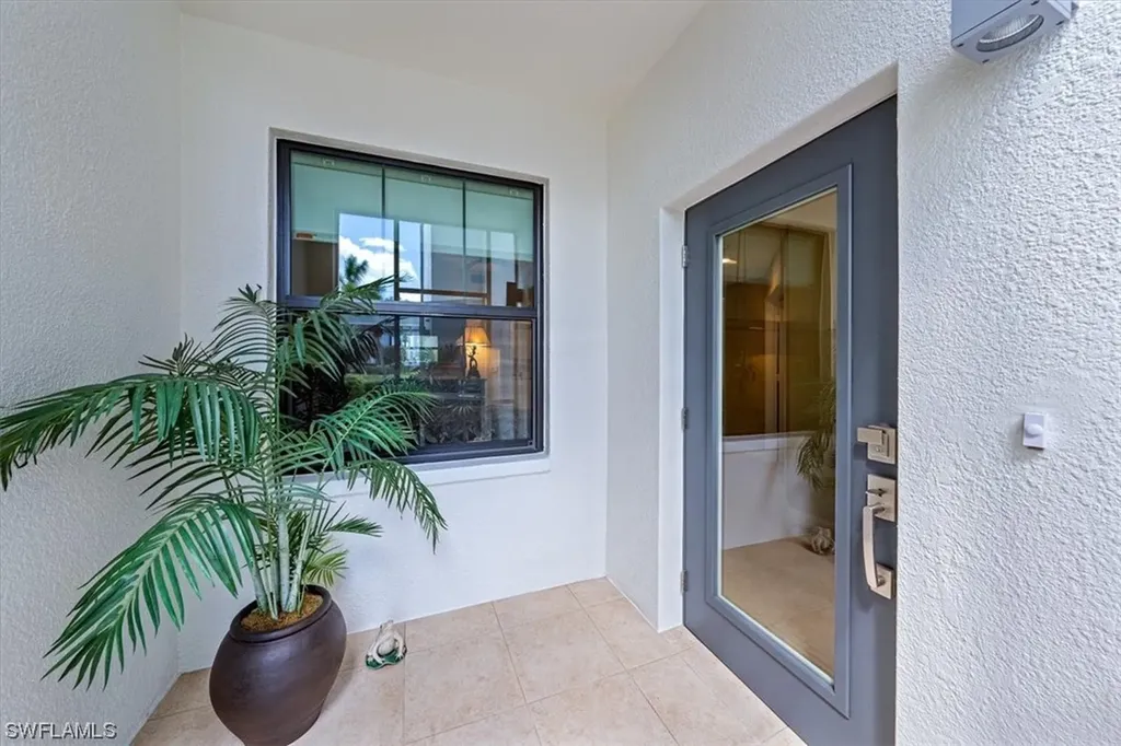 2402 Ravenna Boulevard Naples FL 34109