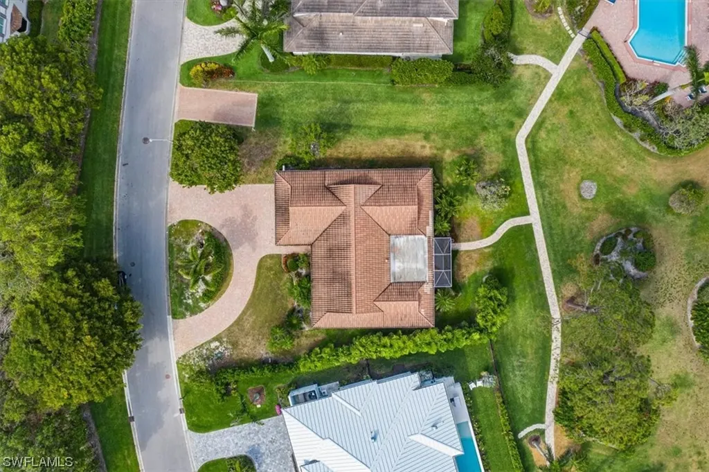 732 Park Shore Court Naples FL 34103