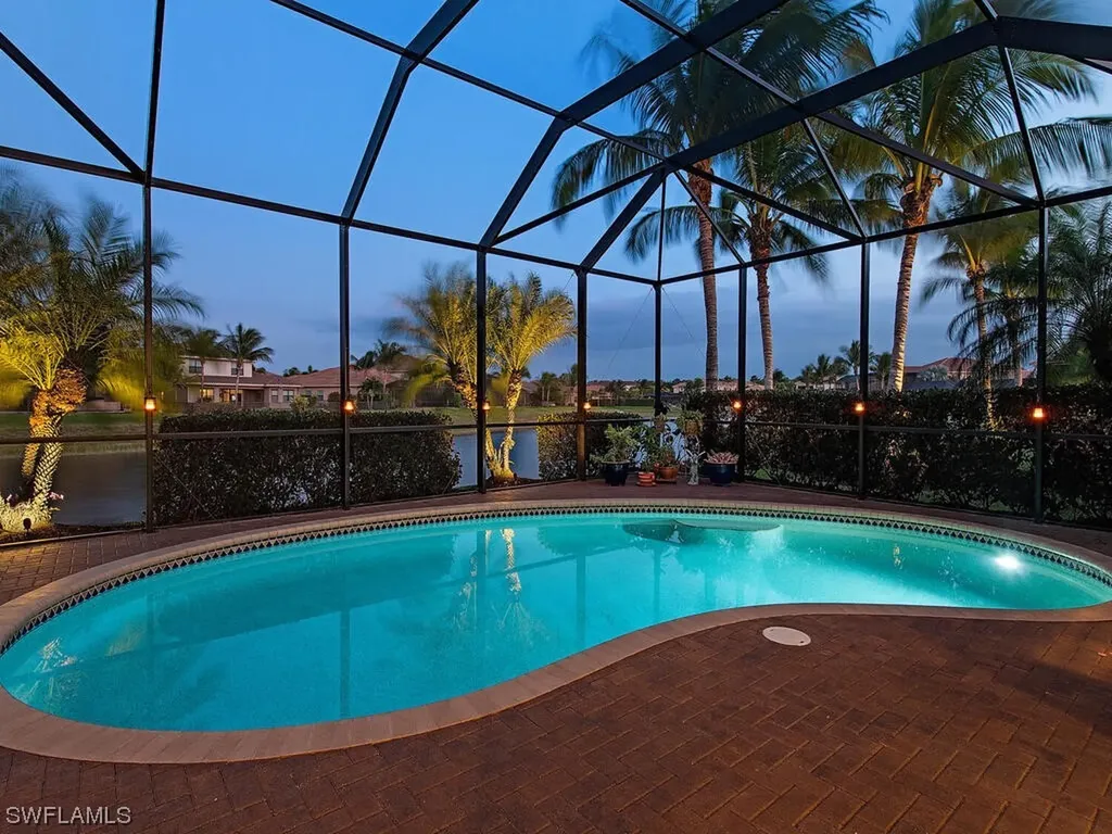 3438 Pacific Drive Naples FL 34119