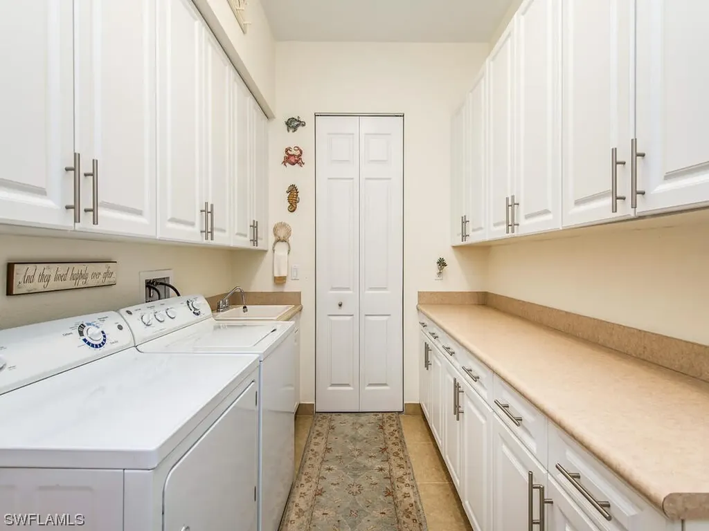 3438 Pacific Drive Naples FL 34119