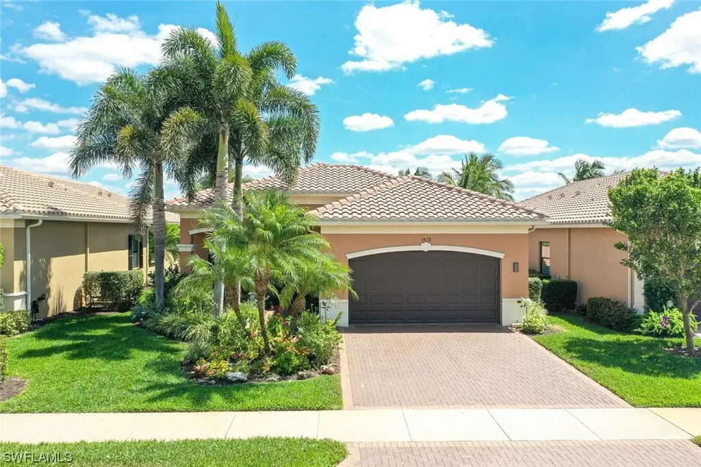 3438 Pacific Drive Naples FL 34119