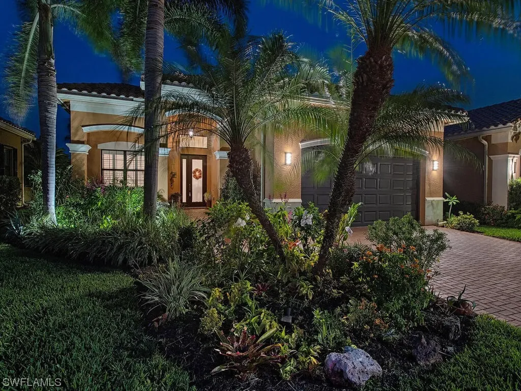 3438 Pacific Drive Naples FL 34119