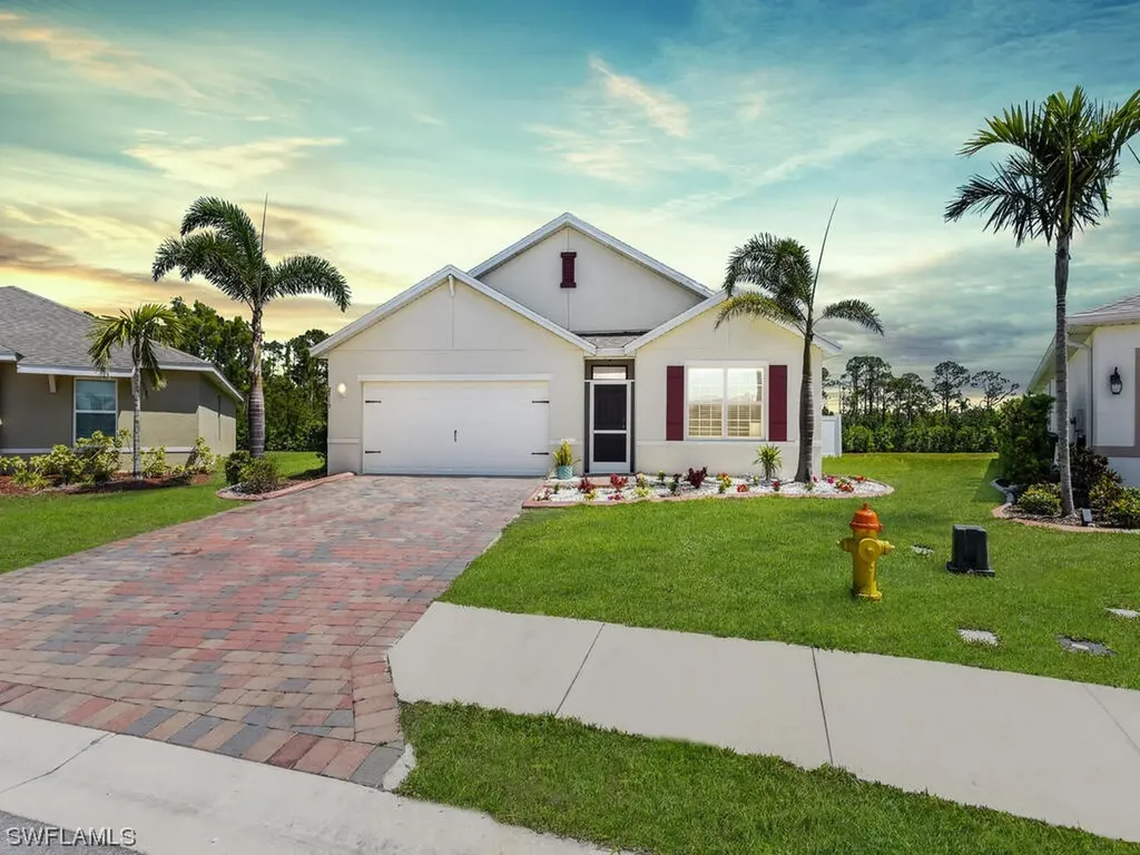 2719 Tarragona Court Cape Coral FL 33909