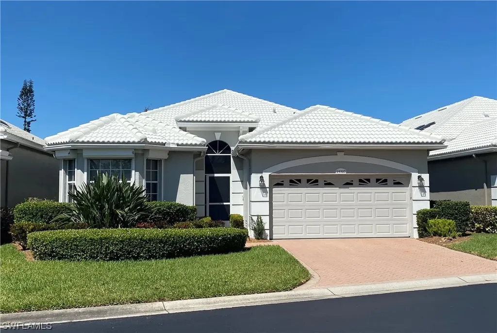 19307 Silver Oak Drive Estero FL 33967