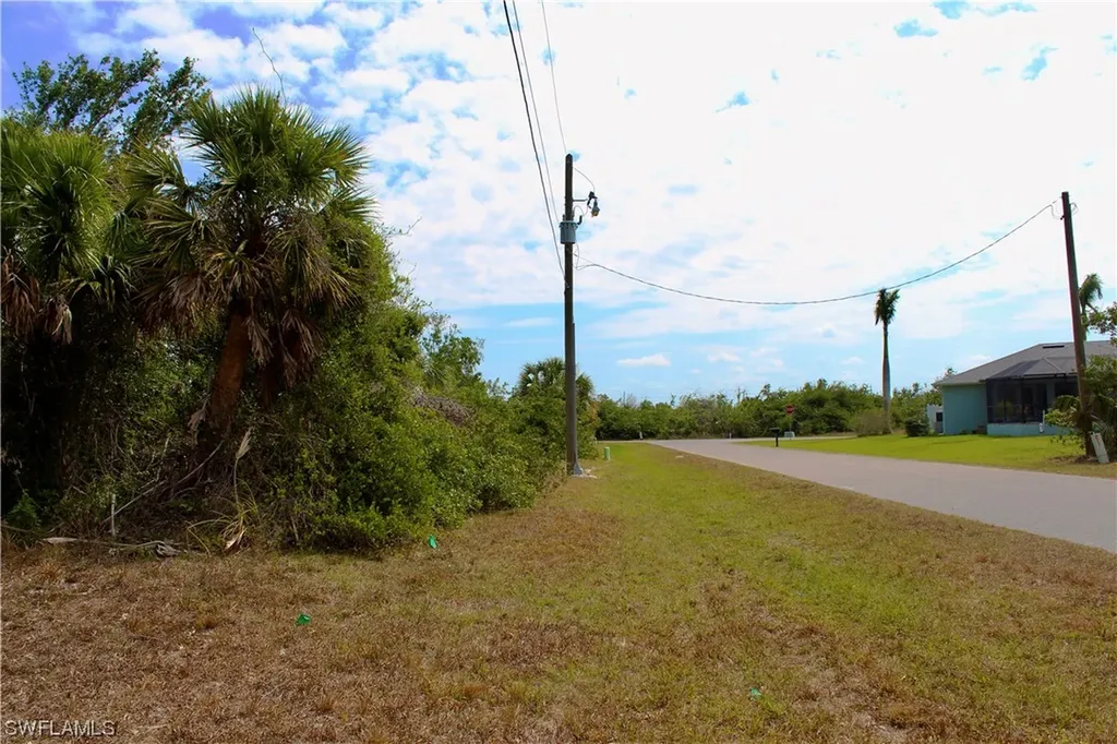 118 Cable Drive Rotonda West FL 33947
