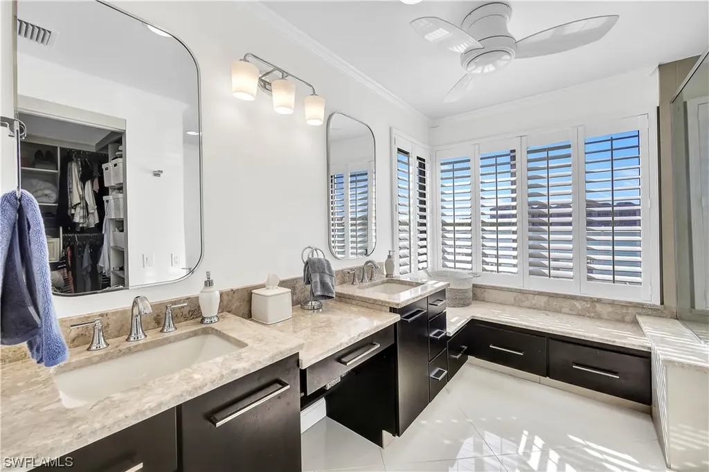 304 La Peninsula Boulevard Naples FL 34113