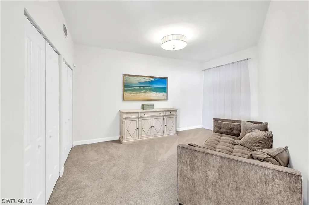 304 La Peninsula Boulevard Naples FL 34113