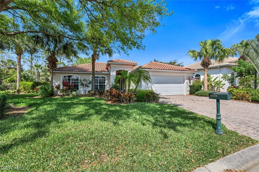 Naples FL, 4023 Kent Court