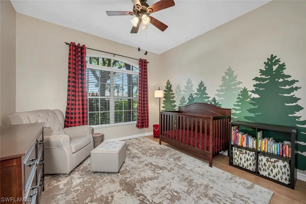 4023 Kent Court Naples FL 34116