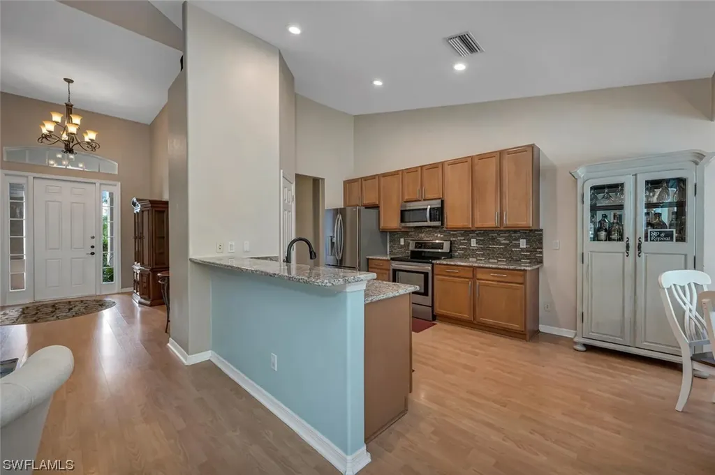 4023 Kent Court Naples FL 34116
