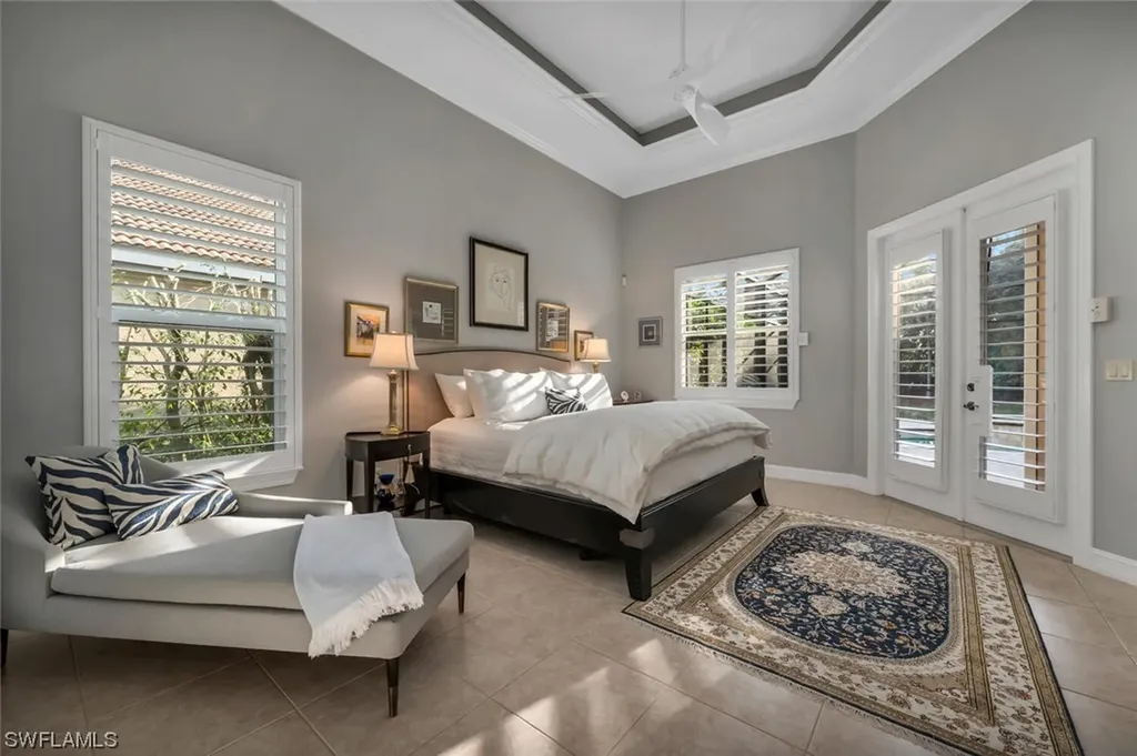 2390 Turnberry Court Naples FL 34109