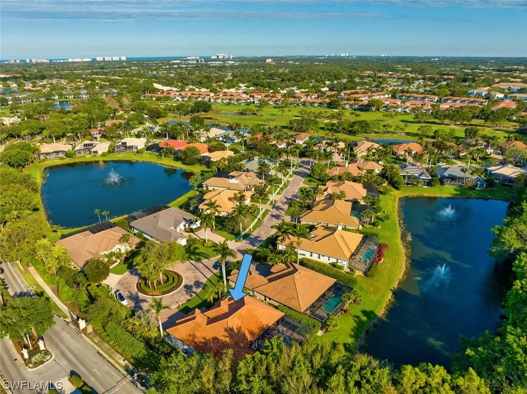 2390 Turnberry Court Naples FL 34109