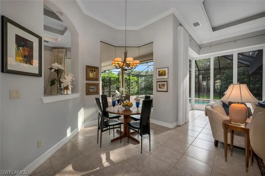 2390 Turnberry Court Naples FL 34109