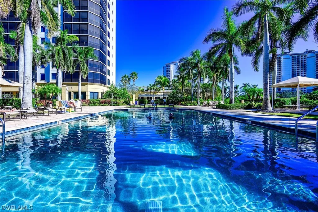 1065 Borghese Lane Naples FL 34114