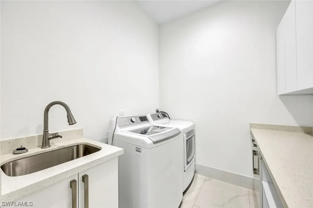 4930 Agualinda Boulevard Cape Coral FL 33914