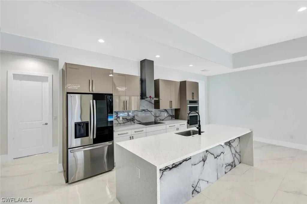 4930 Agualinda Boulevard Cape Coral FL 33914