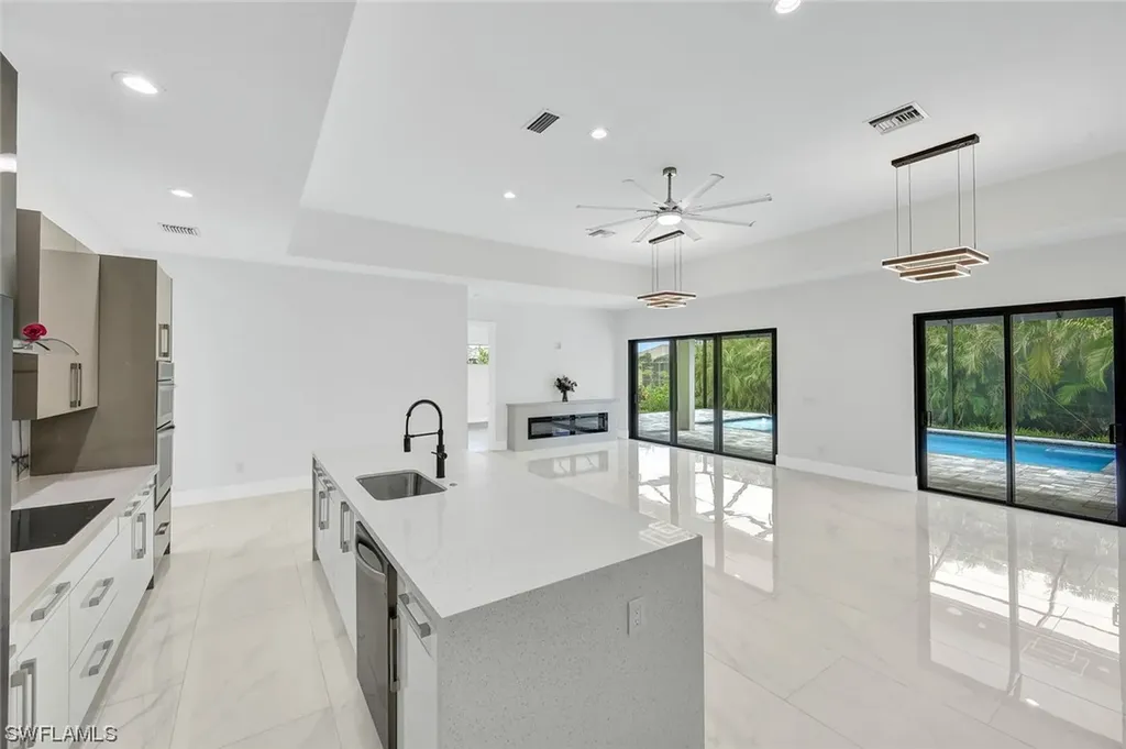 4930 Agualinda Boulevard Cape Coral FL 33914