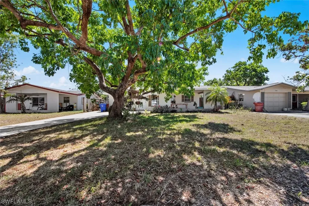 1752 South Drive Fort Myers FL 33907