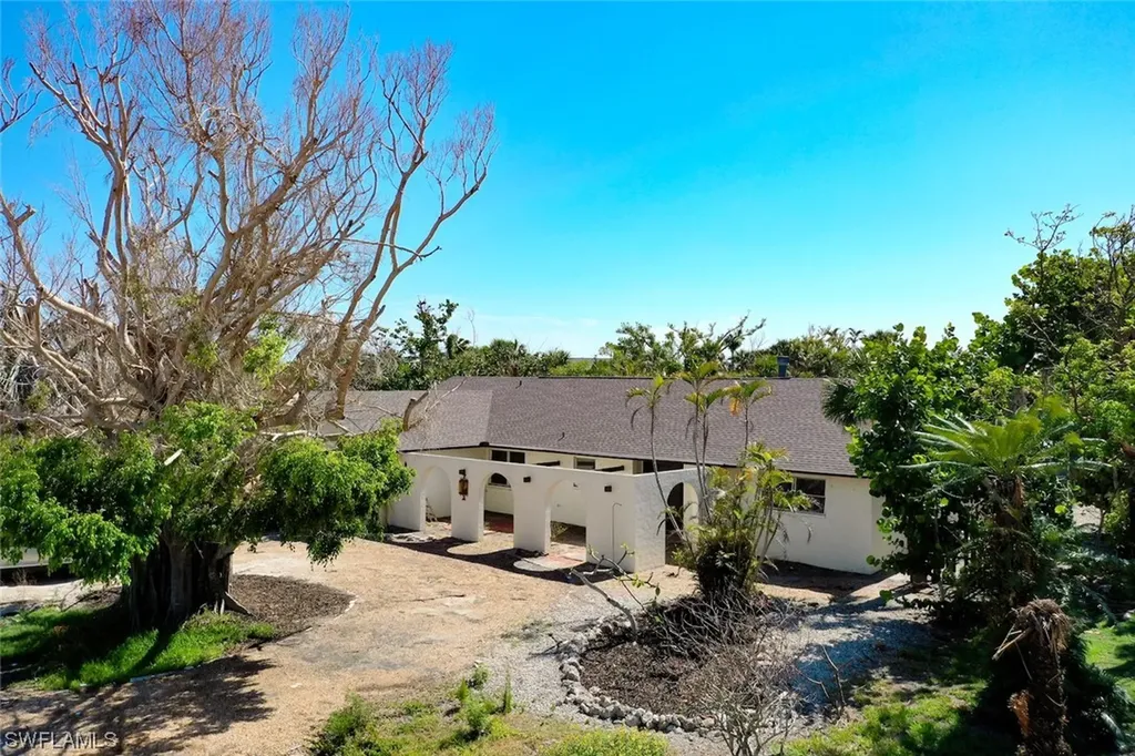 683 Durion Court Sanibel FL 33957