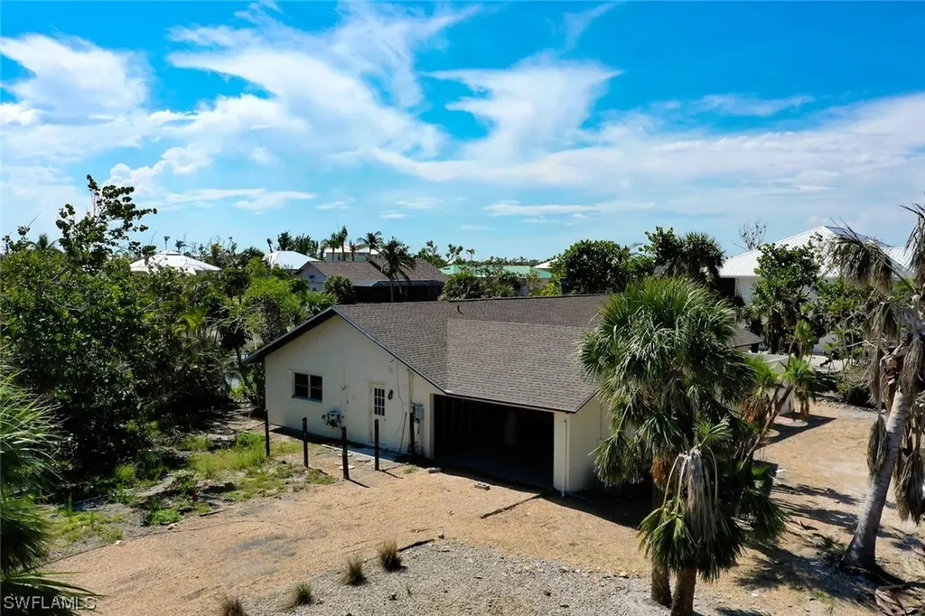 683 Durion Court Sanibel FL 33957