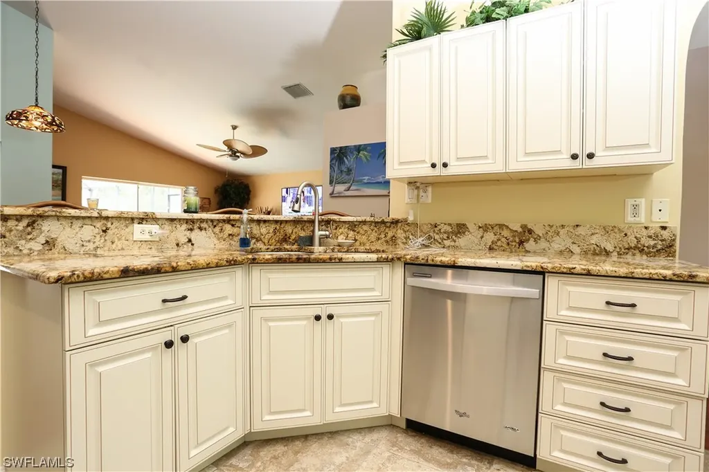 9241 Lanthorn Way Estero FL 33928