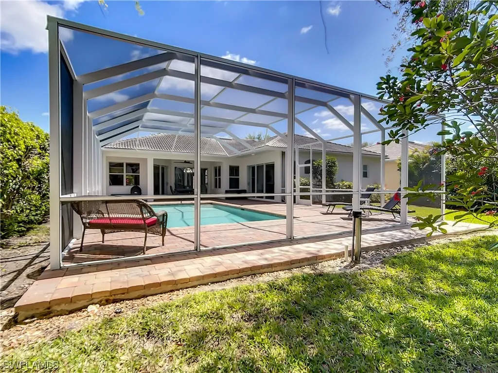8532 Laurel Lakes Boulevard Naples FL 34119