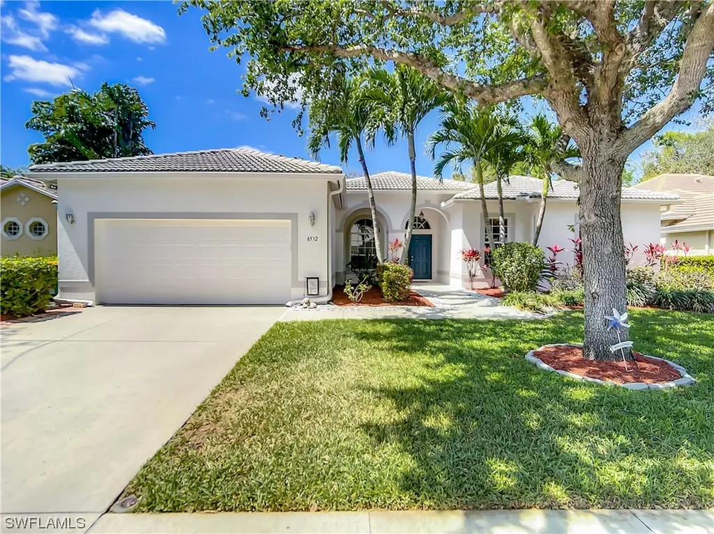 8532 Laurel Lakes Boulevard Naples FL 34119