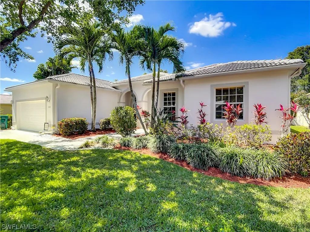 8532 Laurel Lakes Boulevard Naples FL 34119