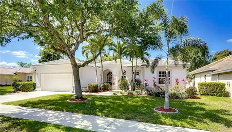 8532 Laurel Lakes Boulevard Naples FL 34119