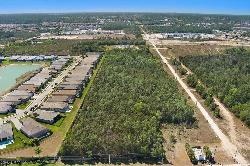 3810 Hacienda Lakes Parkway Naples FL 34114