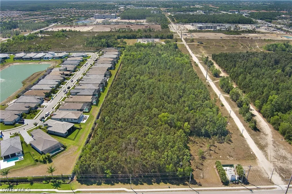 3810 Hacienda Lakes Parkway Naples FL 34114