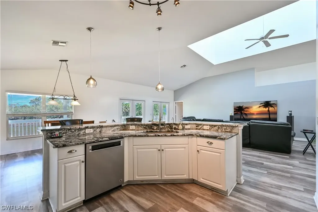 140 20th Street SE Naples FL 34117