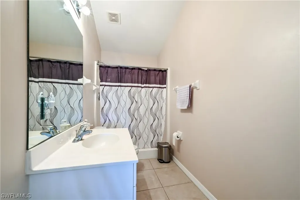 140 20th Street SE Naples FL 34117
