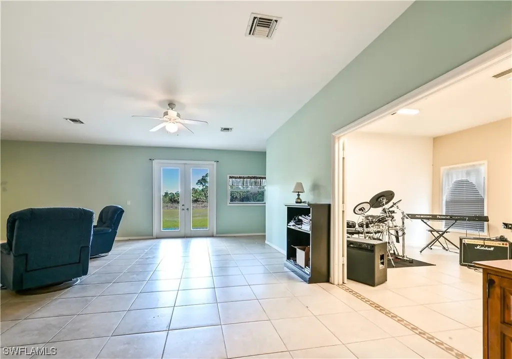 140 20th Street SE Naples FL 34117