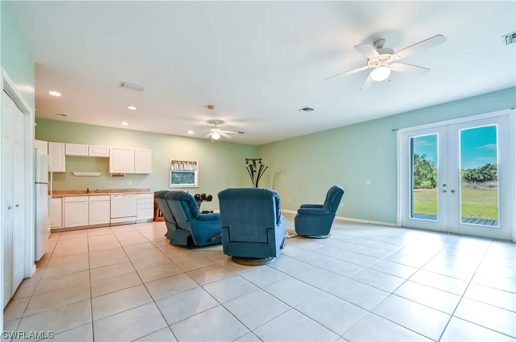140 20th Street SE Naples FL 34117