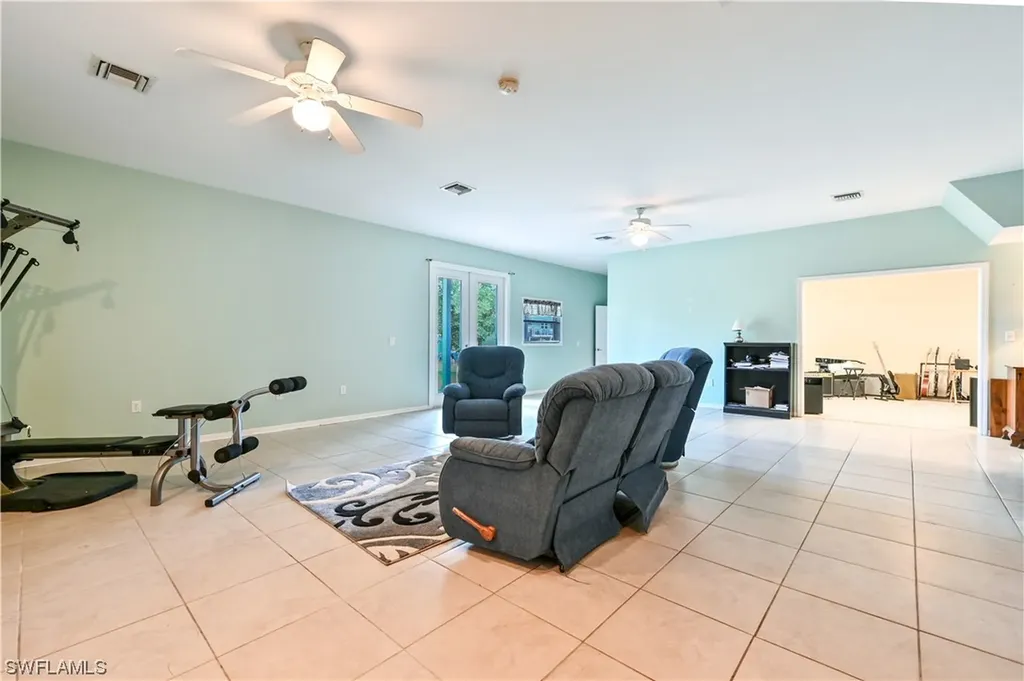 140 20th Street SE Naples FL 34117