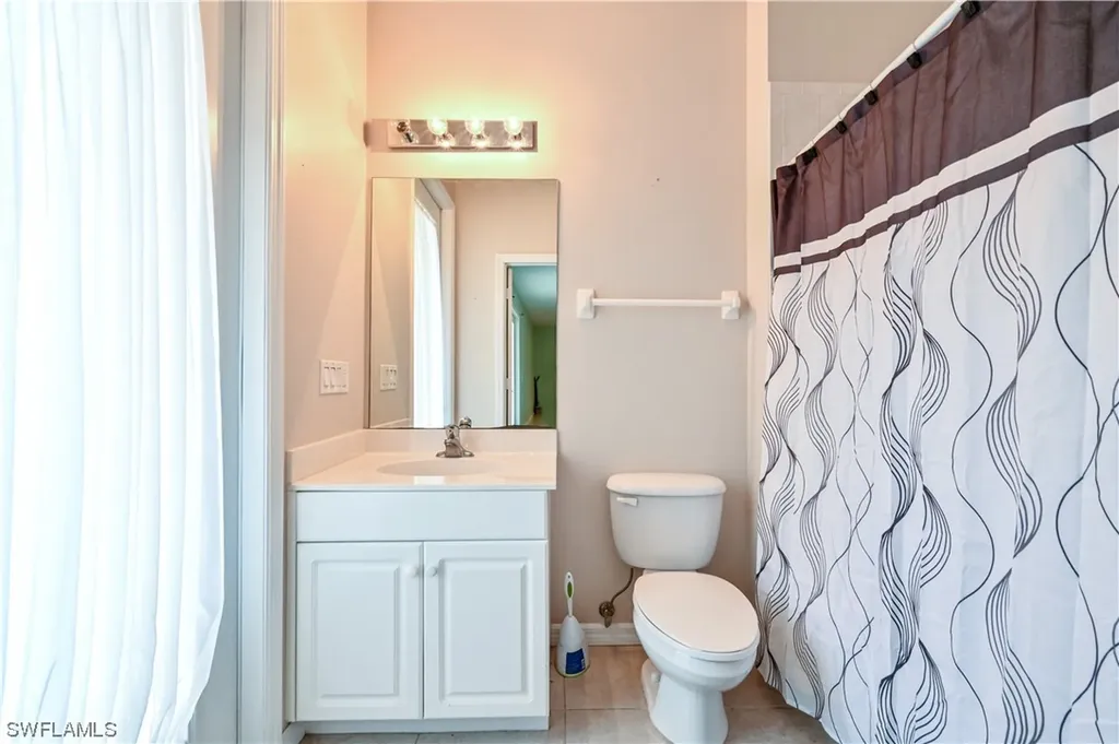 140 20th Street SE Naples FL 34117