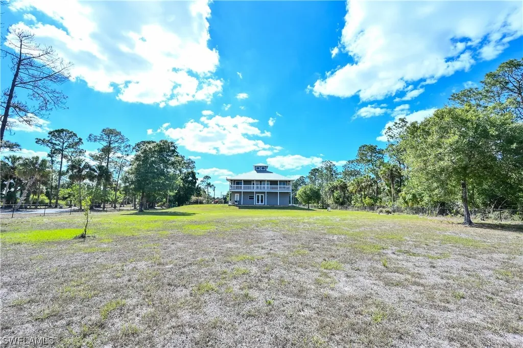 140 20th Street SE Naples FL 34117