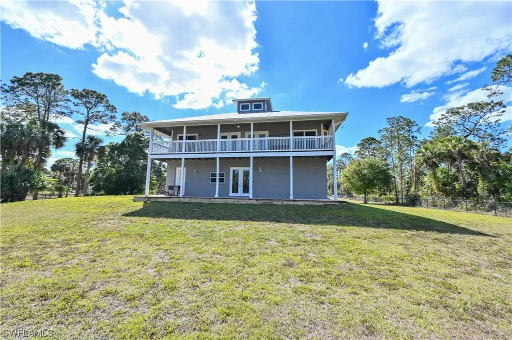 140 20th Street SE Naples FL 34117